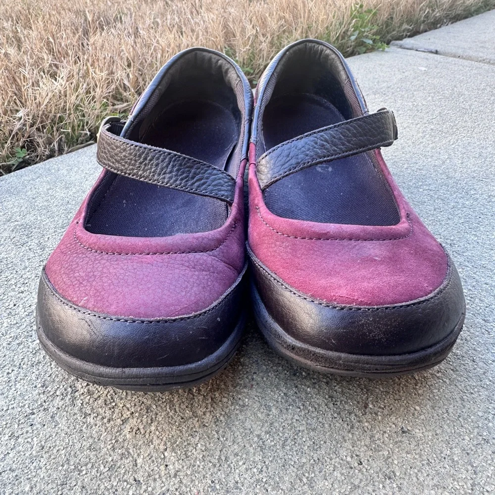 Merrell Women's Mary Jane Flats in Burgundy and Dark Brown - Picture 2 of 8